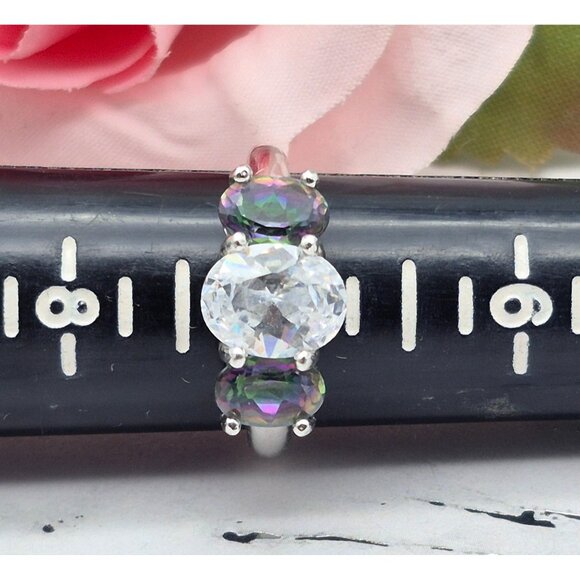 Silver Tone Cocktail Fashion Ring Clear & Iridescent Crystals Size 7 MINT - Picture 9 of 9